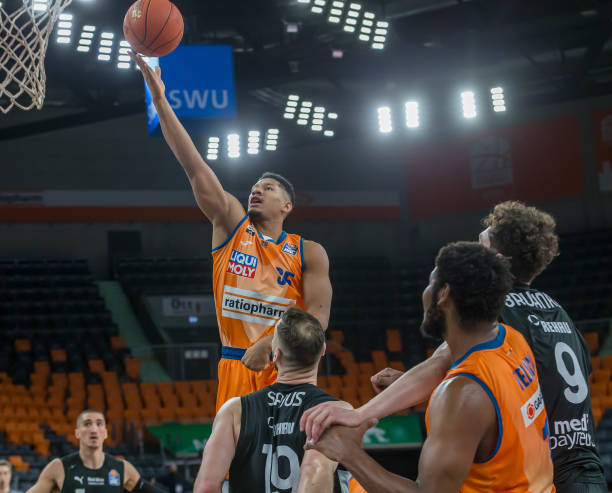 部被罚款甚 部被罚款甚