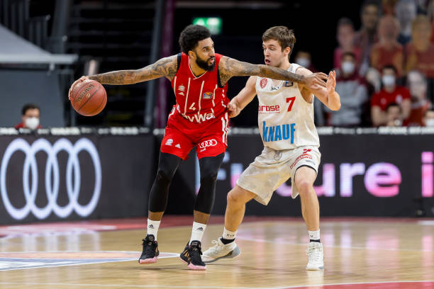 士以24连 士以24连